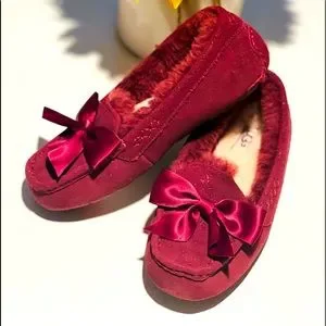 Ugg ansley hotsell velvet slippers